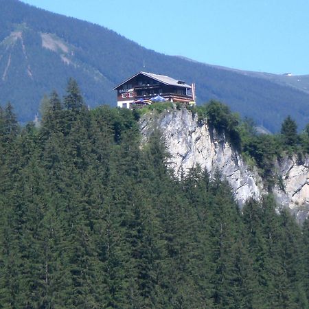 Gruppen Und Familienhof Falkenstein Hotell Krimml Exteriör bild