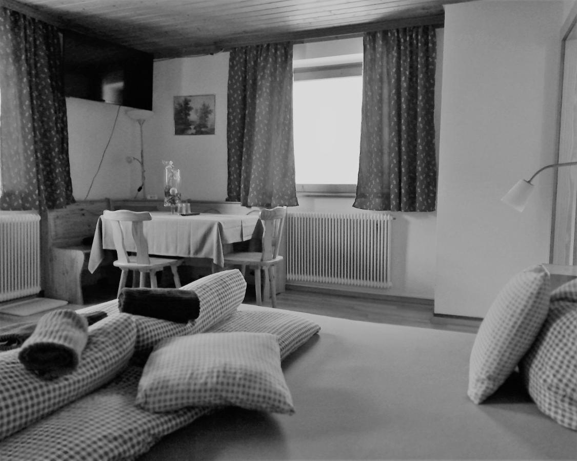 Gruppen Und Familienhof Falkenstein Hotell Krimml Exteriör bild