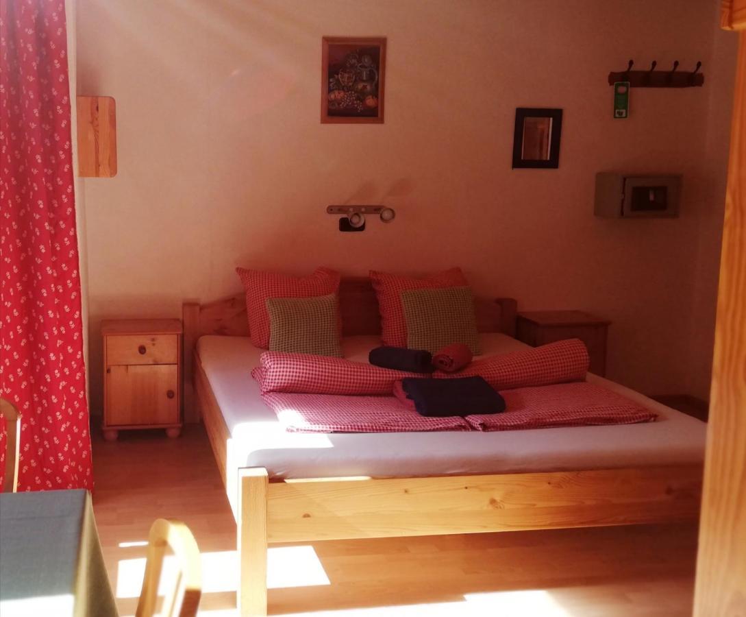 Gruppen Und Familienhof Falkenstein Hotell Krimml Exteriör bild