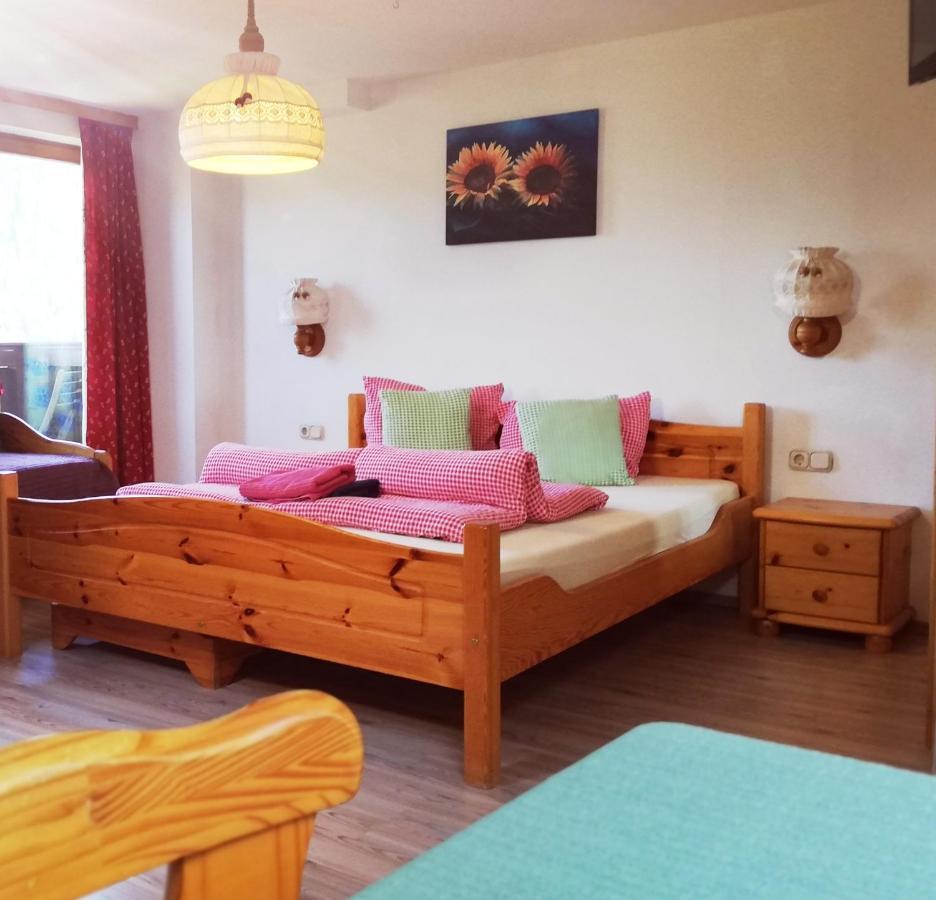 Gruppen Und Familienhof Falkenstein Hotell Krimml Exteriör bild